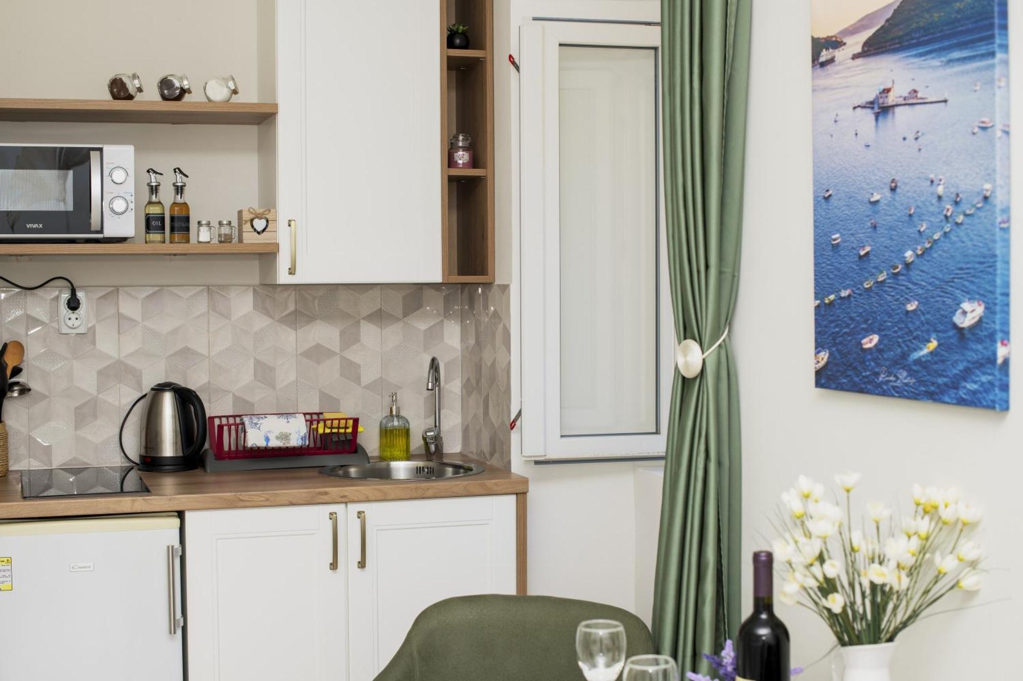 Apartmani Zukic Рисан Екстериор снимка